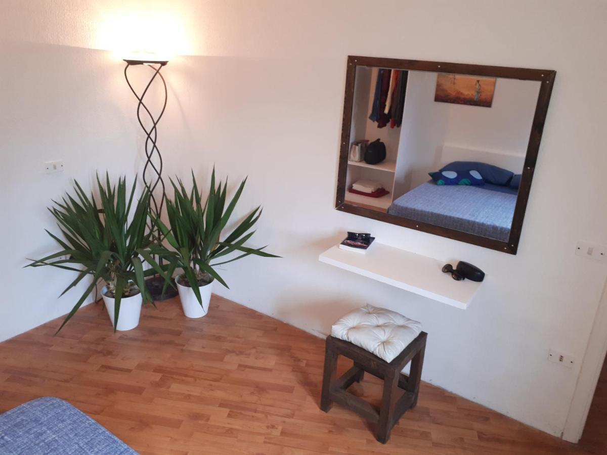 شقة Casa Else ماسّا لوبْرينسِ المظهر الخارجي الصورة